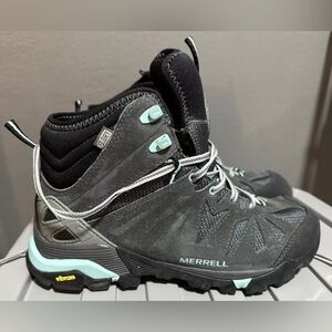 Merrell Granite Women's Size 9.5 Hiking boot.  J32438 Grey & Turquoise